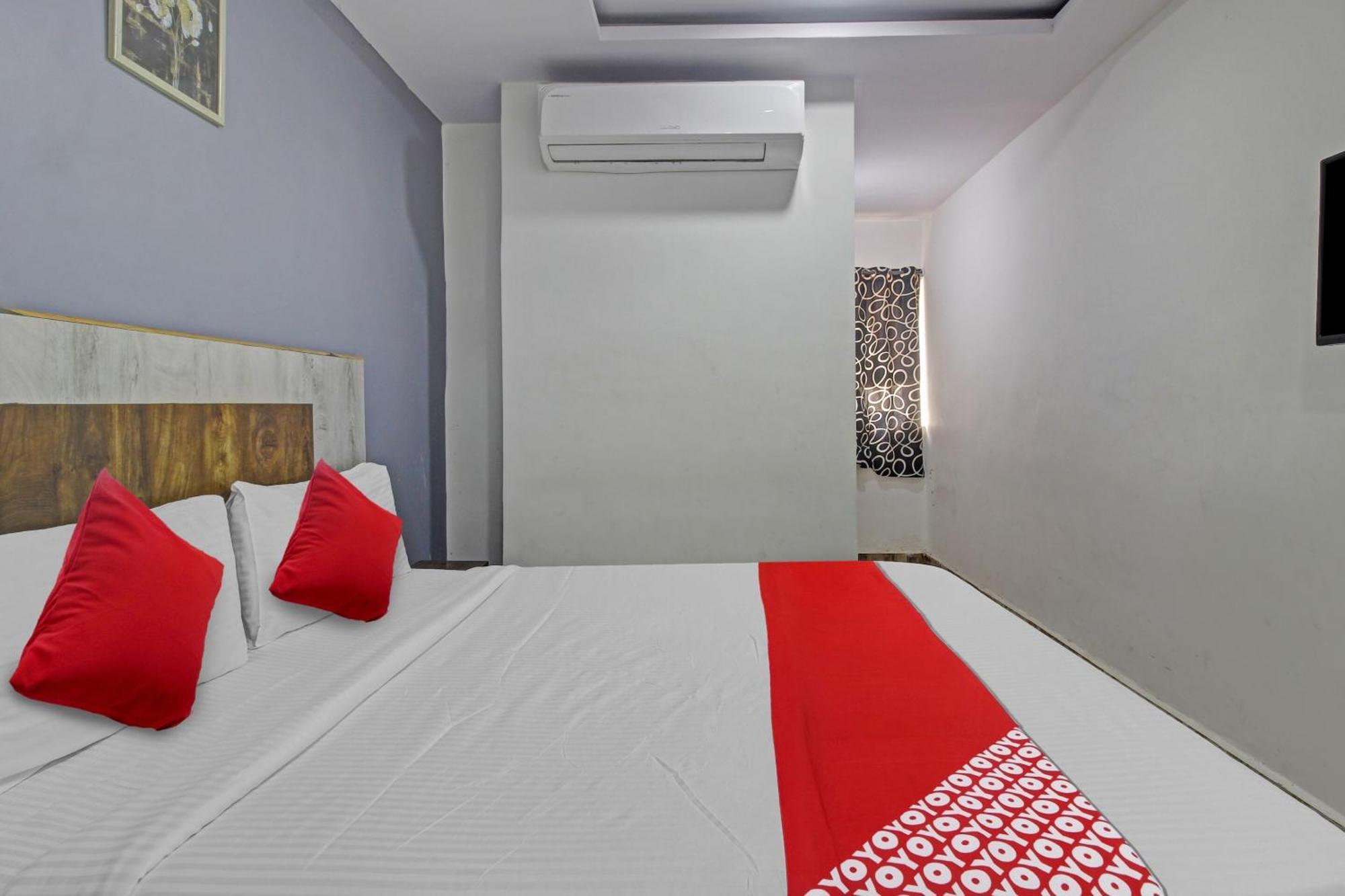 Super Hotel O Sri Sai Regency حيدر أباد المظهر الخارجي الصورة